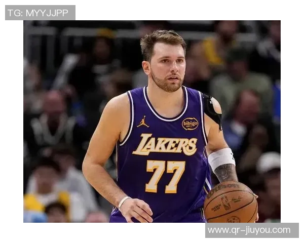 东契奇称詹姆斯虽缺席训练但分享经验对球队帮助巨大