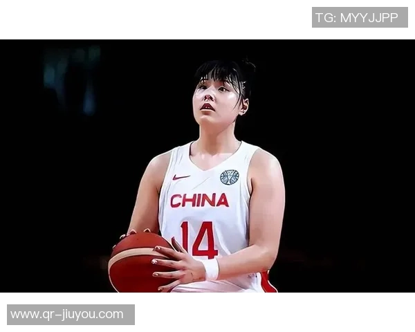 李月汝澳门看展分享美照特别喜欢篮球主题区域的独特魅力